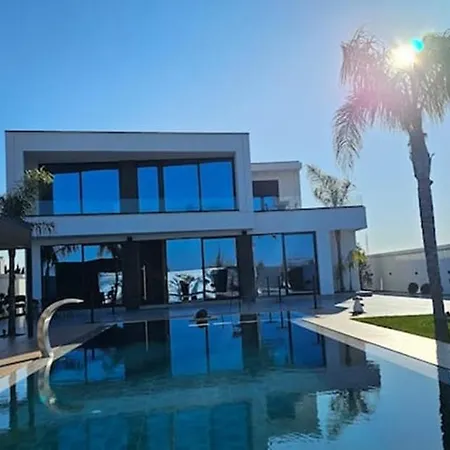 Apartman With Pool *