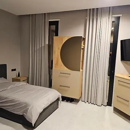 Apartman With Pool *